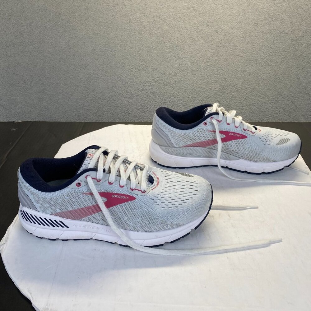 Brooks Women's Running Shoes - White and Pink 9.5 2E